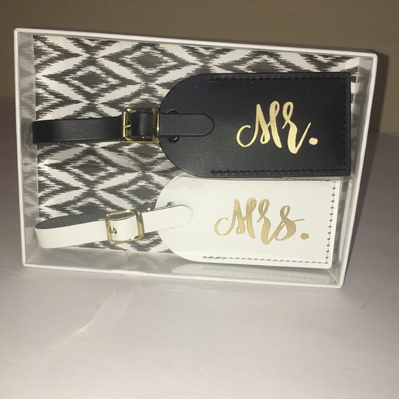 The Paisley Box Mr. & Mrs. Luggage Tags - Picture 3 of 8